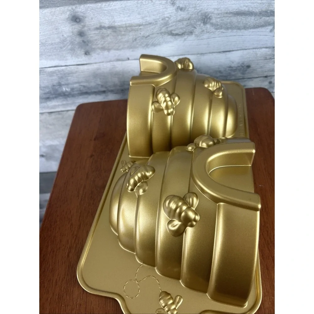 Nordic Ware Beehive Cake Pan, One, Gold